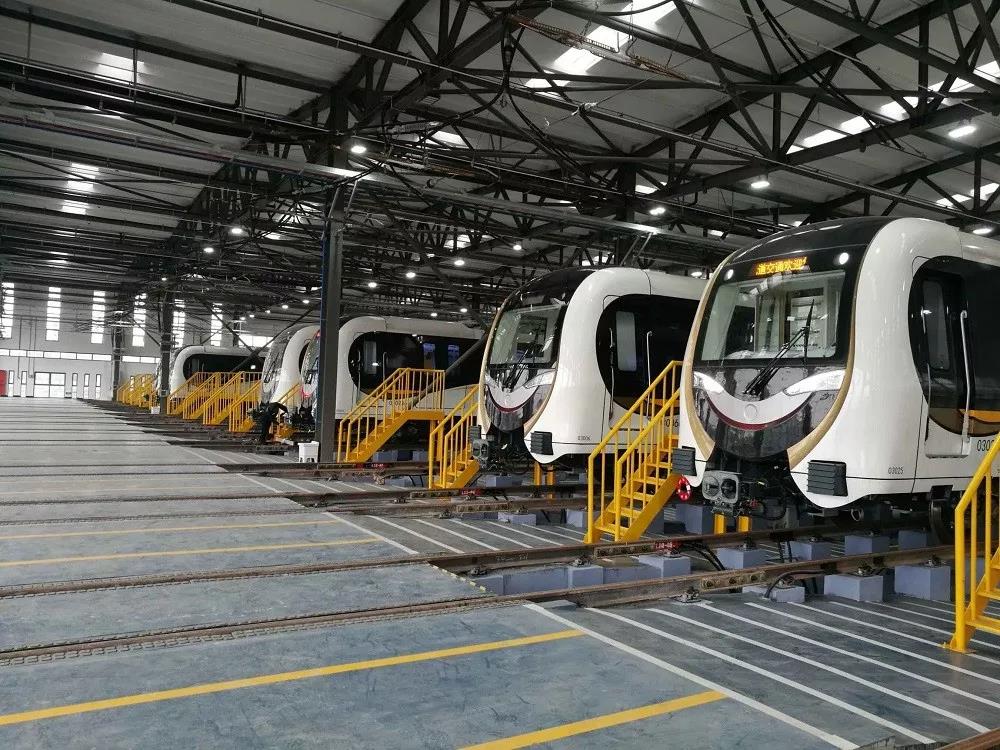 FPC之地鐵列車是如何運到軌道上的？相信很多人沒見過！